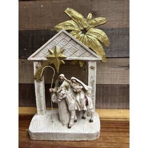 Resin Nativity Scene Mary Joseph Jesus 13.5”